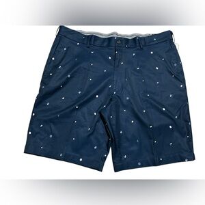 Walter Hagen Perfect 11 Men's Golf Shorts art deco print Navy
Size 42 inseam 10”